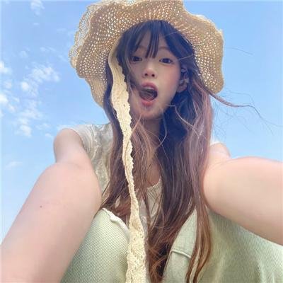 怕羞的黄莺