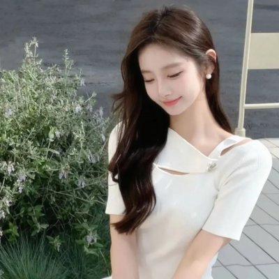 濶少艳福